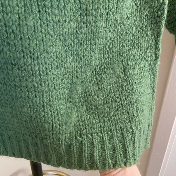 Hand Knit by Dollie Wool Sweater: Small - Picture 11 of 14